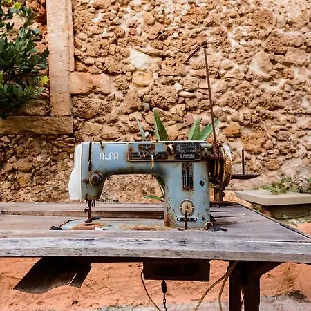 Monastery Boutique מלון 4*