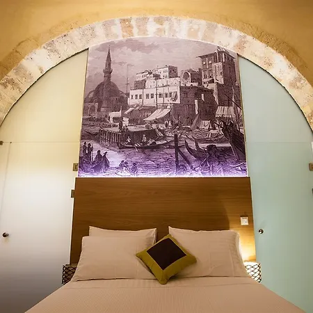 מלון Monastery Boutique 4*